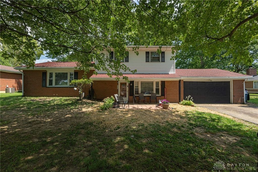 3140 Lynn Drive, Franklin, OH 45005