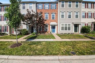 26065 LANDS END DR, Chantilly, VA 20152