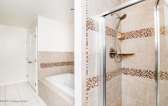 3155 Bushmill Park, Louisville, KY 40241