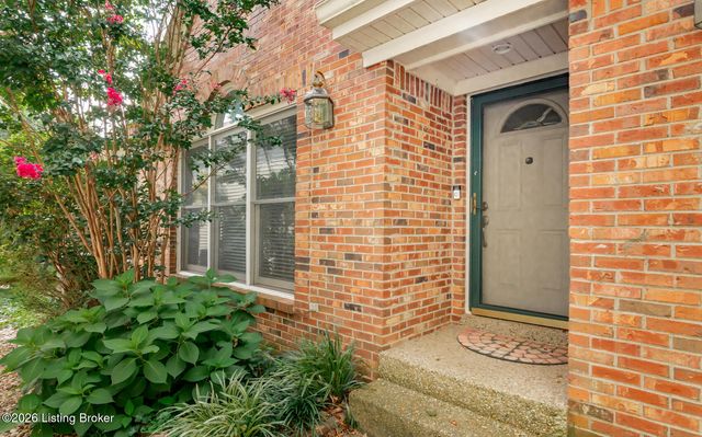 3155 Bushmill Park, Louisville, KY 40241