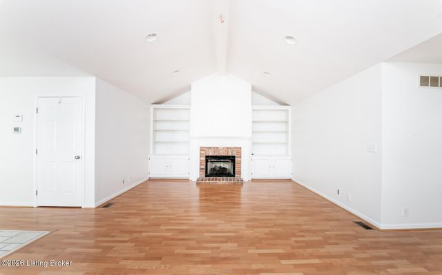 3155 Bushmill Park, Louisville, KY 40241