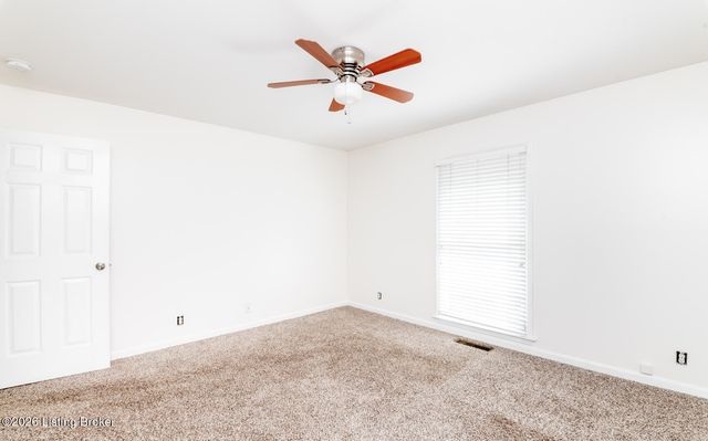 3155 Bushmill Park, Louisville, KY 40241