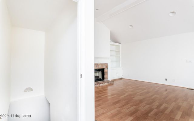 3155 Bushmill Park, Louisville, KY 40241