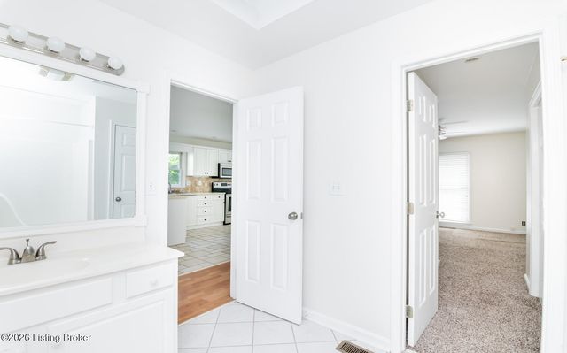 3155 Bushmill Park, Louisville, KY 40241