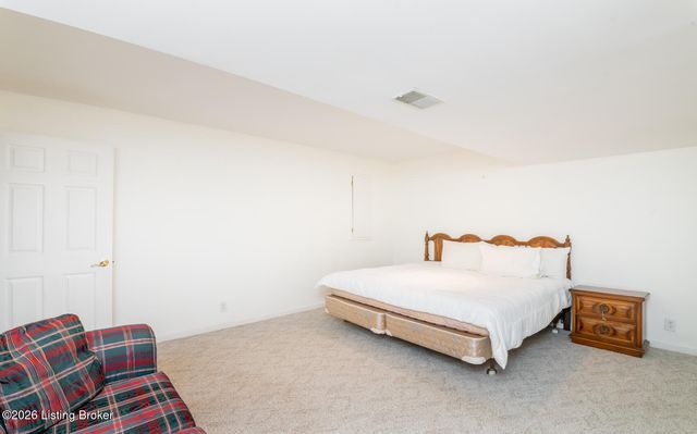 3155 Bushmill Park, Louisville, KY 40241