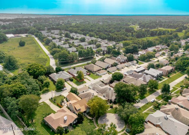 3155 Bushmill Park, Louisville, KY 40241