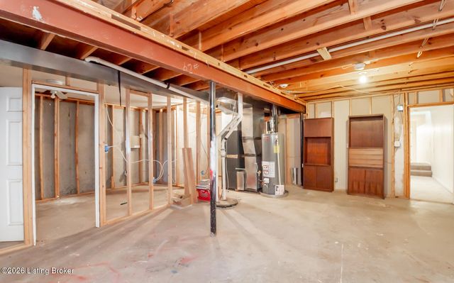 3155 Bushmill Park, Louisville, KY 40241