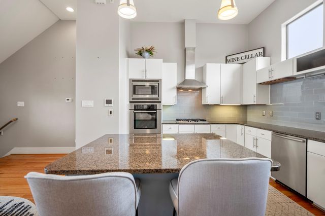 1310 W Dallas Street, Houston, TX 77019