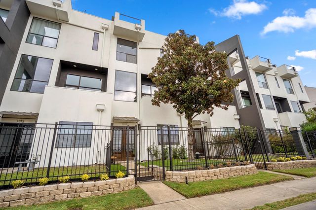 1310 W Dallas Street, Houston, TX 77019