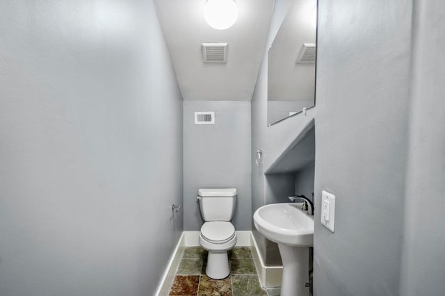 1310 W Dallas Street, Houston, TX 77019