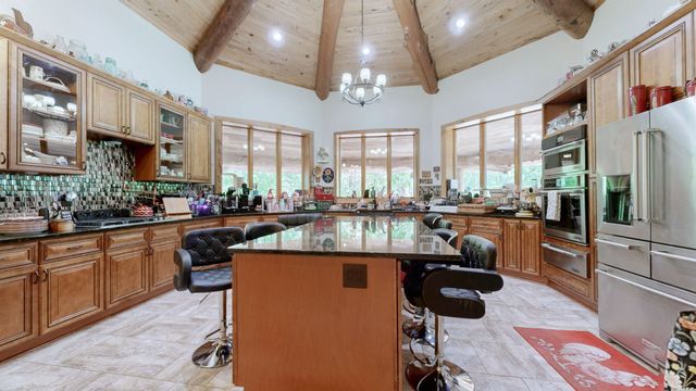 185 Ravenridge Rd, Summertown, TN 38483