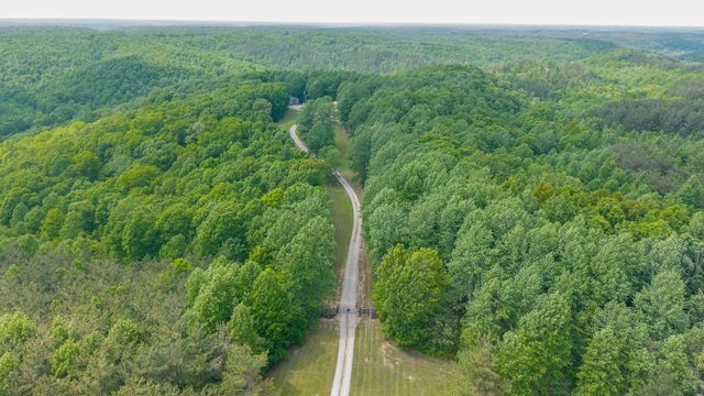 185 Ravenridge Rd, Summertown, TN 38483