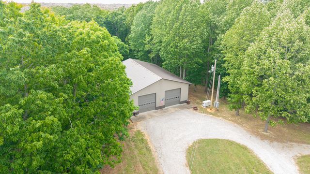 185 Ravenridge Rd, Summertown, TN 38483