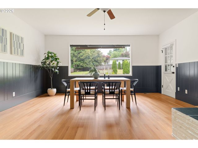 55 Nw SLERET Ave, Gresham, OR 97030