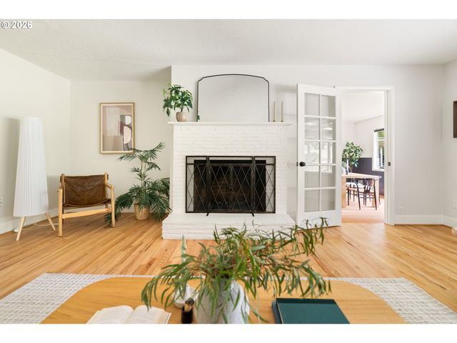 55 Nw SLERET Ave, Gresham, OR 97030