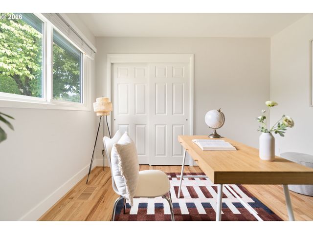 55 Nw SLERET Ave, Gresham, OR 97030