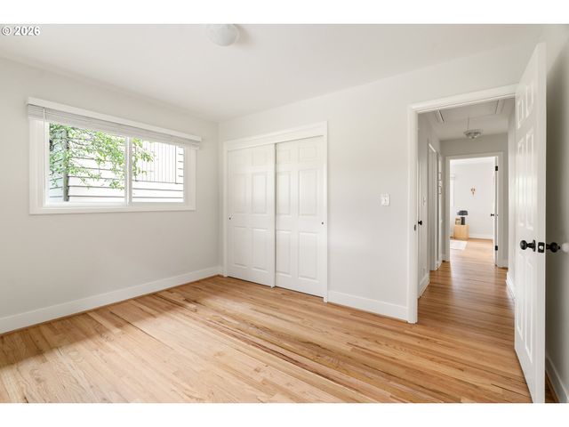 55 Nw SLERET Ave, Gresham, OR 97030