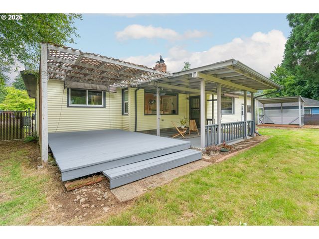 55 Nw SLERET Ave, Gresham, OR 97030