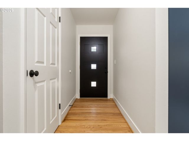 55 Nw SLERET Ave, Gresham, OR 97030