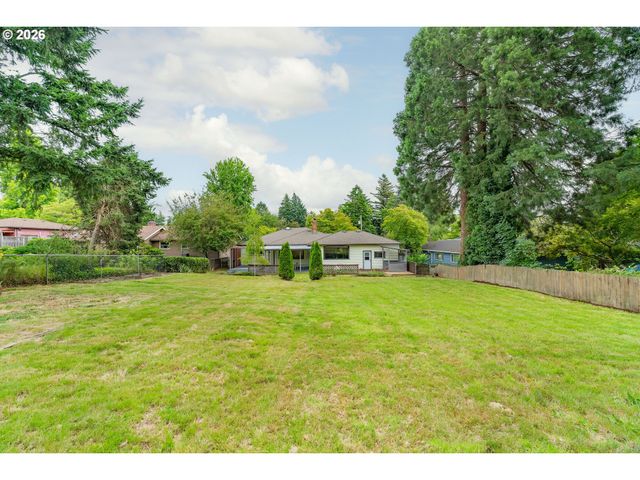 55 Nw SLERET Ave, Gresham, OR 97030