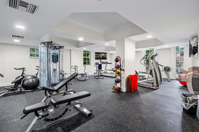 1200 Hillsboro Mile 1305, Hillsboro Beach, FL 33062