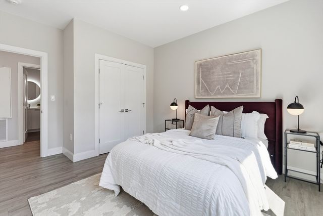 656 Saratoga 214, Boston, MA 02128