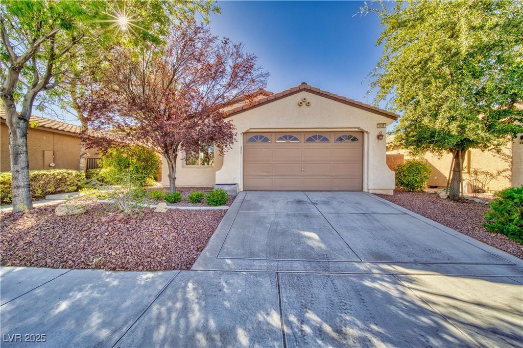 5495 Finestra Street, Pahrump, NV 89061