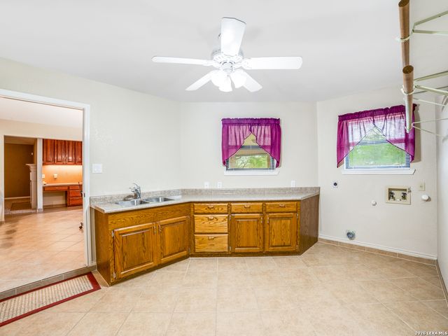 4730 Stanteen, San Antonio, TX 78263