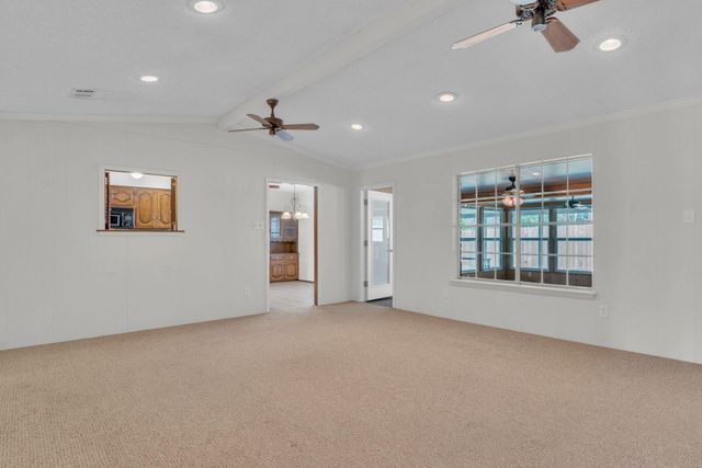 1101 COUSHATTA CT., Longview, TX 75605