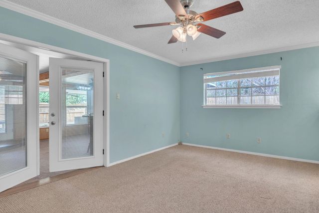 1101 COUSHATTA CT., Longview, TX 75605