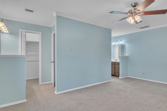 1101 COUSHATTA CT., Longview, TX 75605