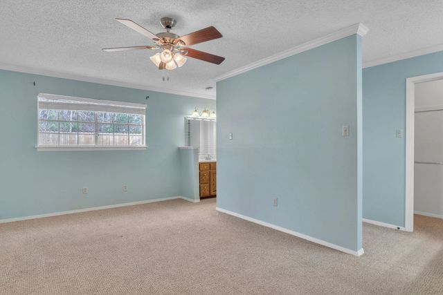 1101 COUSHATTA CT., Longview, TX 75605