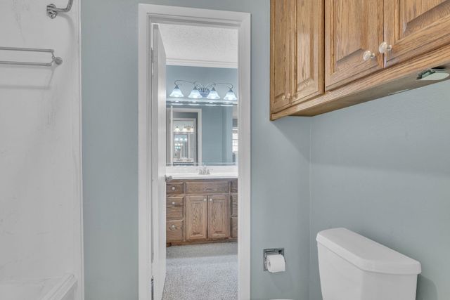 1101 COUSHATTA CT., Longview, TX 75605