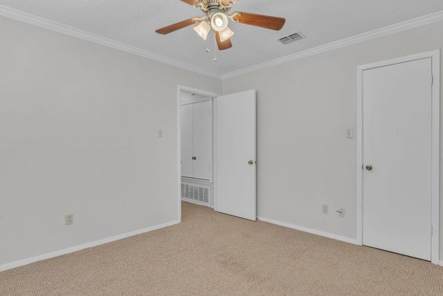 1101 COUSHATTA CT., Longview, TX 75605