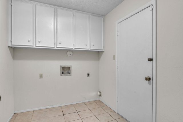 1101 COUSHATTA CT., Longview, TX 75605