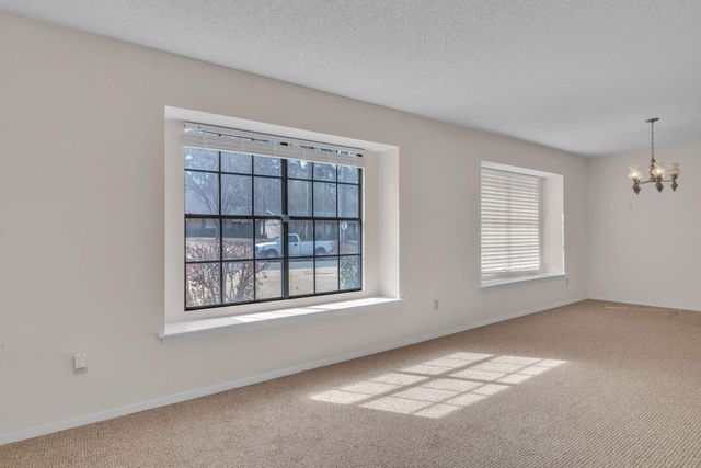 1101 COUSHATTA CT., Longview, TX 75605