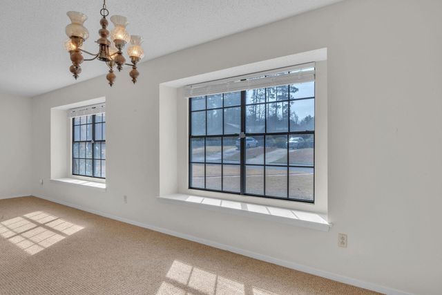 1101 COUSHATTA CT., Longview, TX 75605