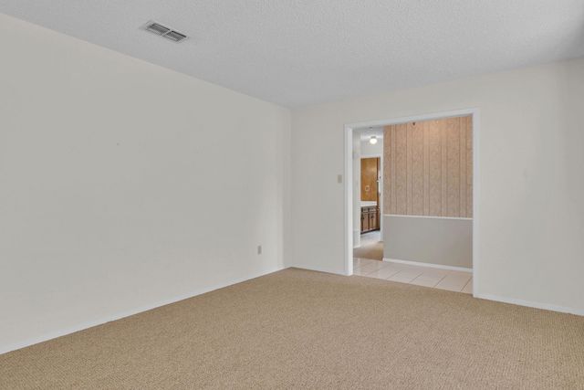 1101 COUSHATTA CT., Longview, TX 75605