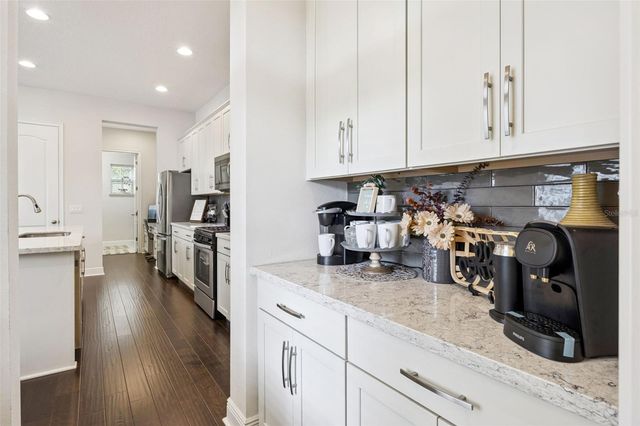 907 EASLEY AVENUE, Winter Garden, FL 34787