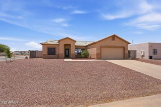 8827 W MAGNUM Drive, Arizona City, AZ 85123