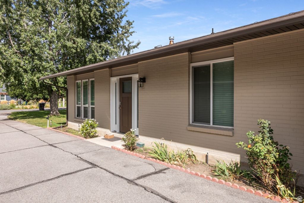 45 S 300 W, Farmington, UT 84025 — photo 5