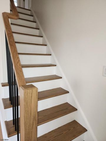 34 Scott Ave, Sayreville Boro, NJ 08879