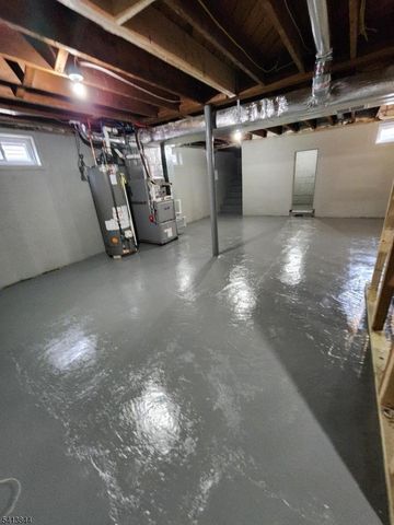 34 Scott Ave, Sayreville Boro, NJ 08879