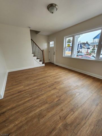 34 Scott Ave, Sayreville Boro, NJ 08879