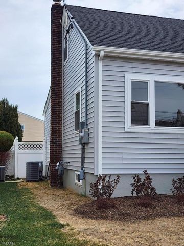 34 Scott Ave, Sayreville Boro, NJ 08879