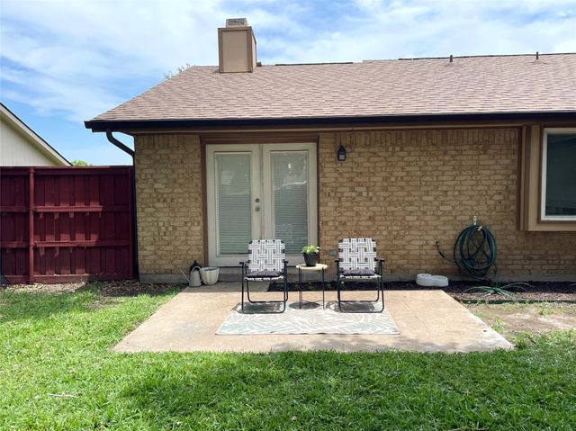 3801 Lofland Lane, Rowlett, TX 75088