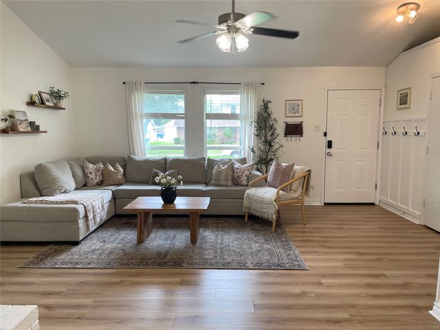 3801 Lofland Lane, Rowlett, TX 75088