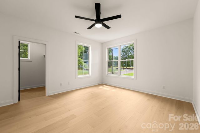 3031 Mathis Drive, Charlotte, NC 28208