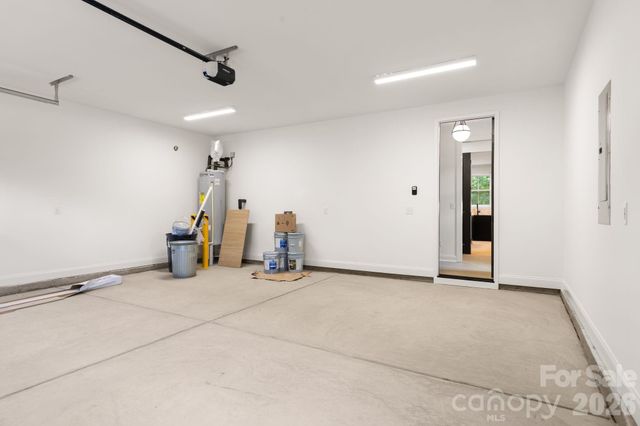 3031 Mathis Drive, Charlotte, NC 28208