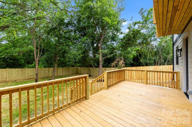 3031 Mathis Drive, Charlotte, NC 28208